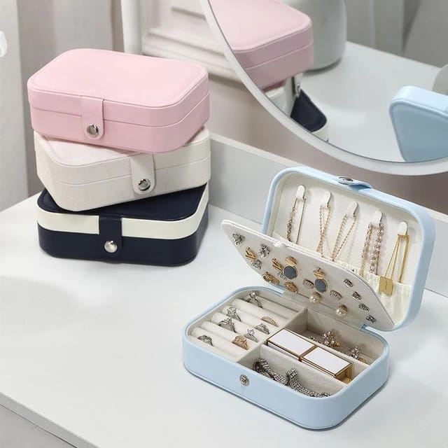 Stylish Portable Jewelry Organizer Box